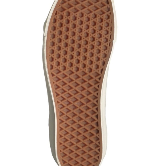 NEW IN BOX VANS SK8 HI 38 DX in Red Camo WOMENS SIZING - Picture 4 of 5